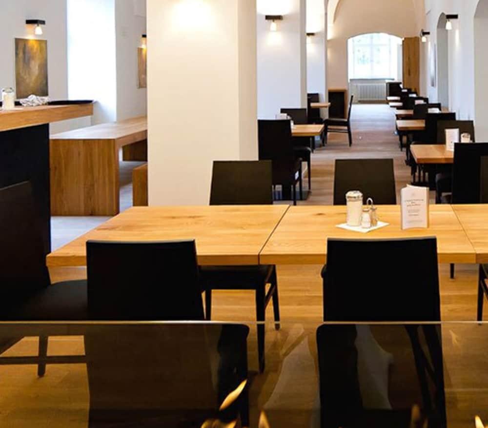 Hotel Kloster Holzen Allmannshofen Bagian luar foto